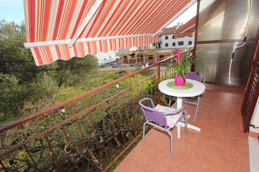 Rooms And Apartment Sanja Ρόβινι Εξωτερικό φωτογραφία