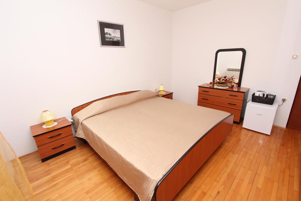 Rooms And Apartment Sanja Ρόβινι Εξωτερικό φωτογραφία